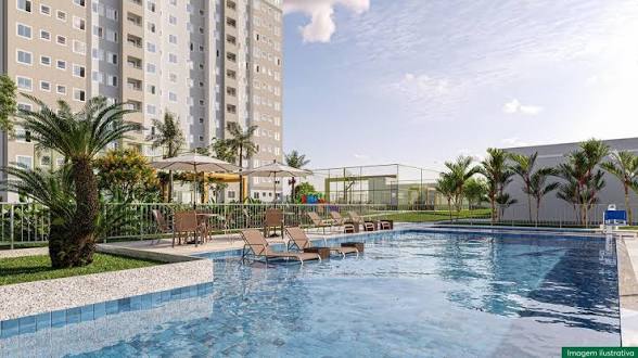 Piscina e área de lazer de condomínio